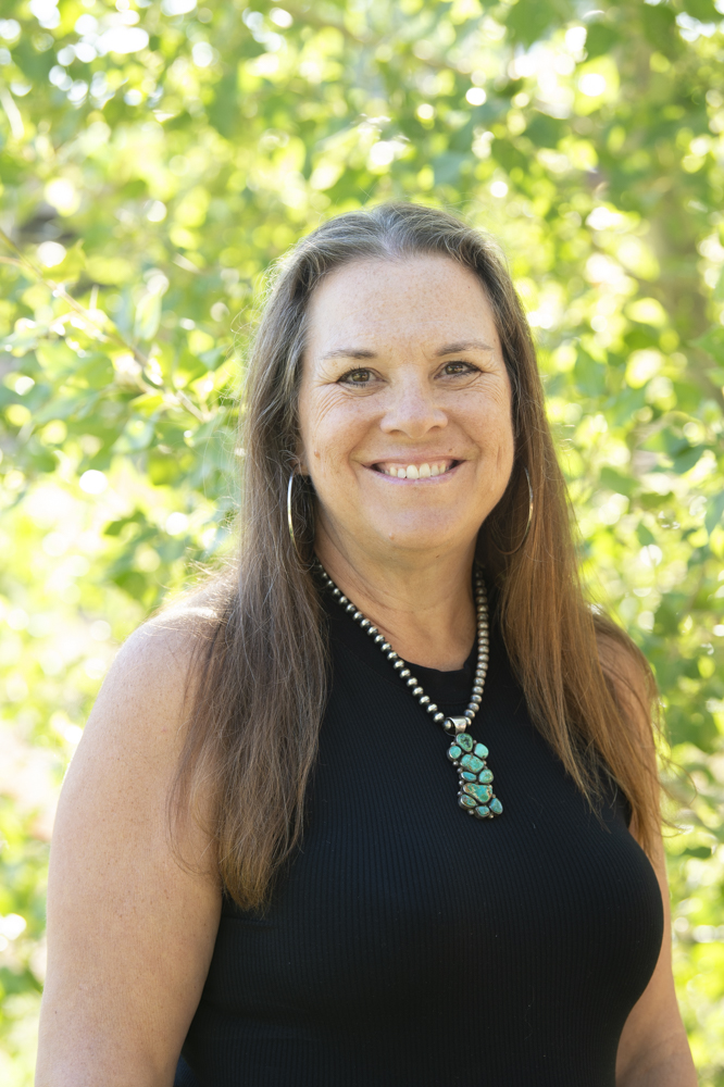 Headshot of Cristy Carbón-Gaul